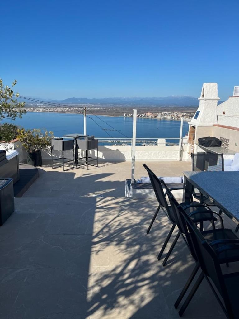 Appartement Duplex Rosas Avec Terrasse Magnifique Jacuzzi Vue Mer Exteriér fotografie